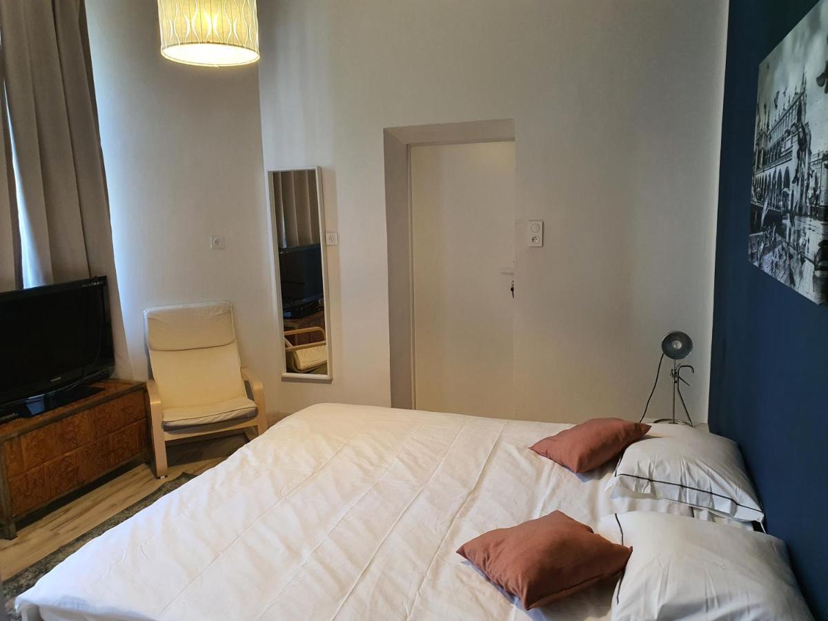 Amen Aparthotel Residence Краков Экстерьер фото
